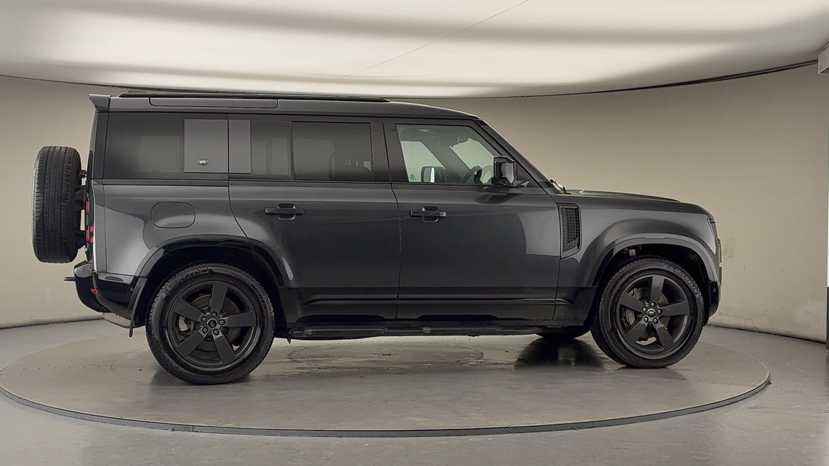 Used Land Rover Defender 110 2023 for sale - 77154144: Photo 37