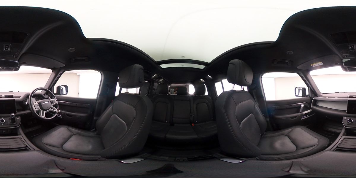 Used Land Rover Defender 110 2023 for sale - 77154144: Photo 44