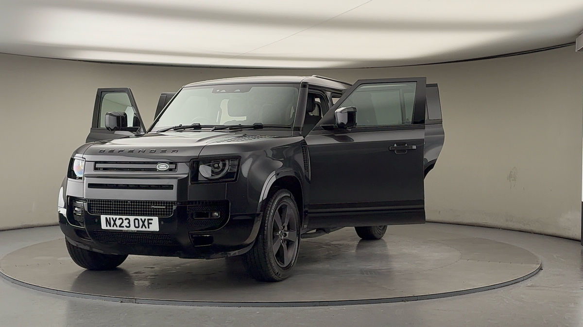 Used Land Rover Defender 110 2023 for sale - 77154144: Photo 50