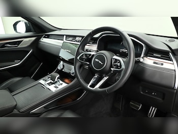 Used Jaguar F-Pace 2023 for sale - 75474448: Photo