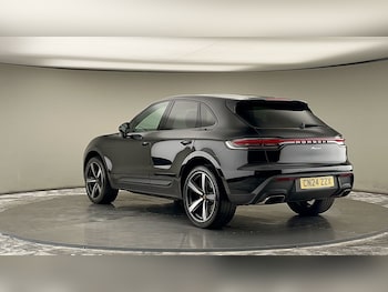 Used Porsche Macan 2024 for sale - 75765898: Photo