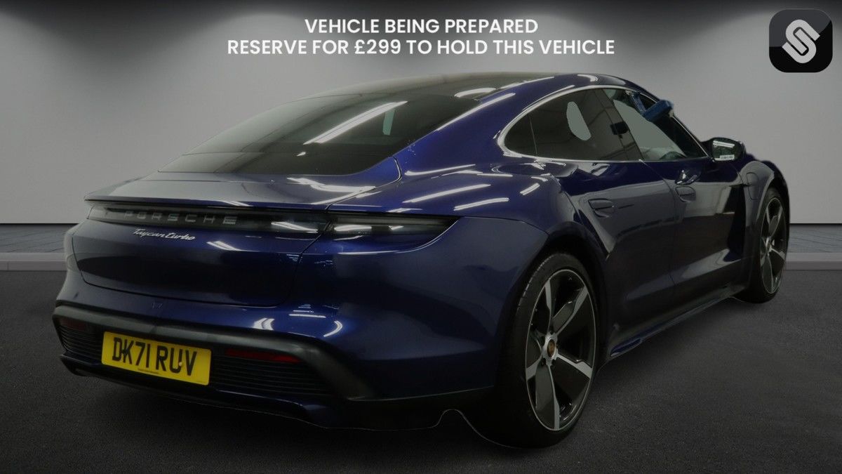 Used Porsche Taycan 2021 for sale - 77622188: Photo 4