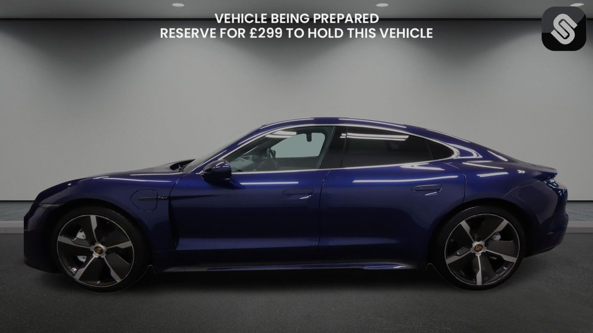 Used Porsche Taycan 2021 for sale - 77622188: Photo 6