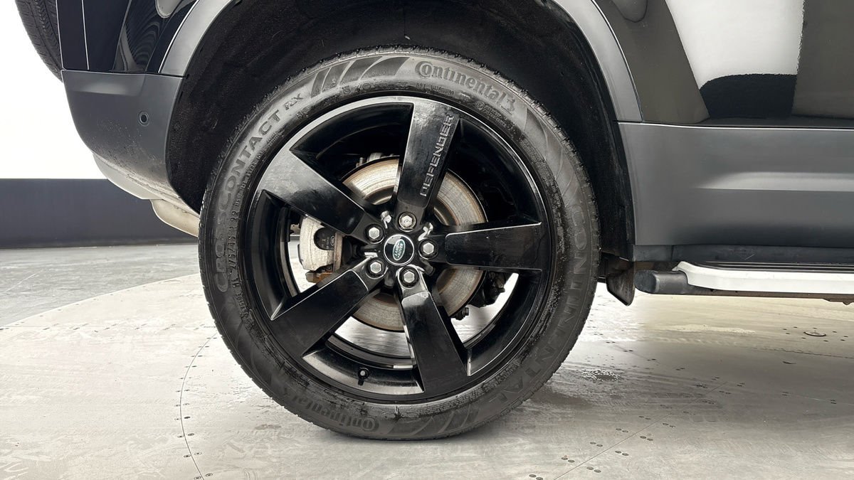 Used Land Rover Defender 110 2023 for sale - 77118326: Photo 10