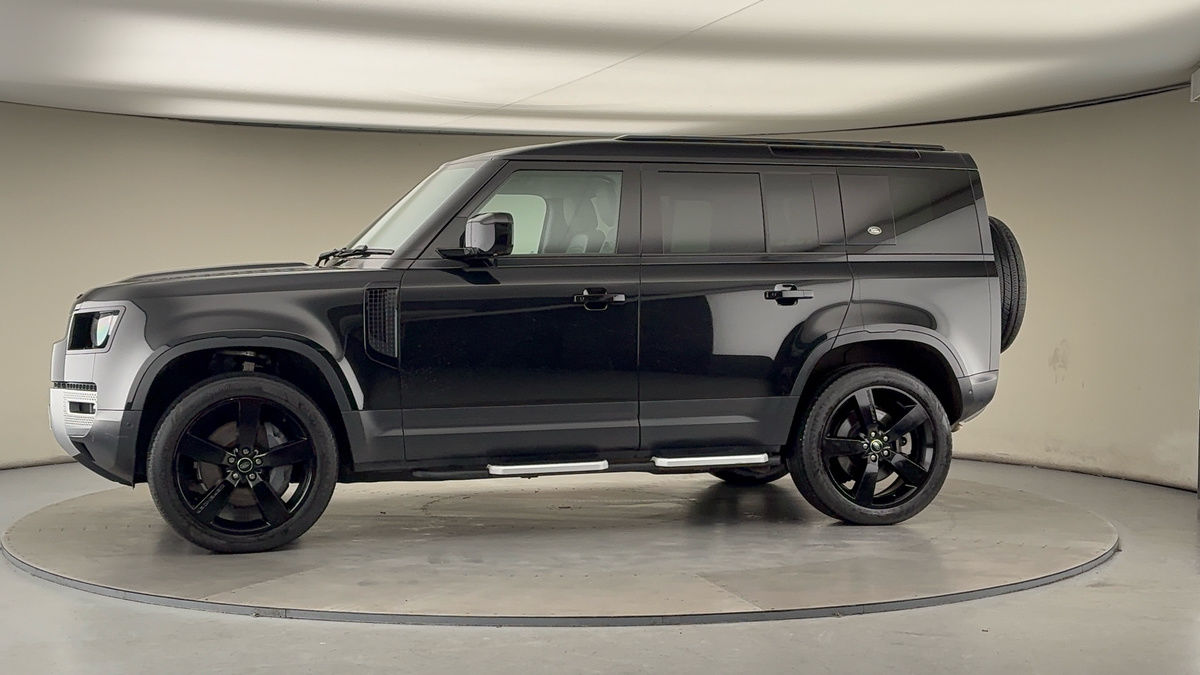 Used Land Rover Defender 110 2023 for sale - 77118326: Photo 28