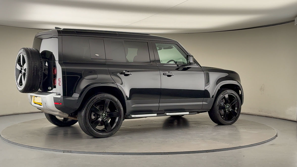 Used Land Rover Defender 110 2023 for sale - 77118326: Photo 38