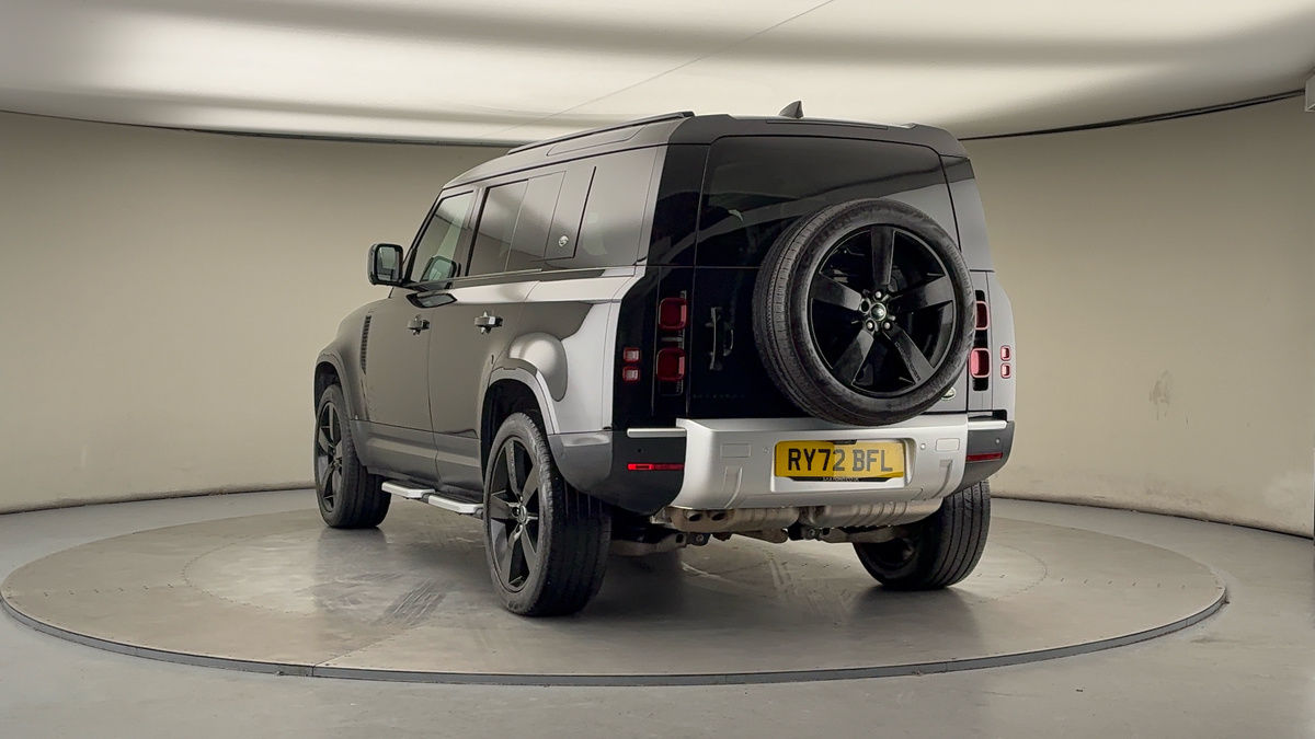 Used Land Rover Defender 110 2023 for sale - 77118326: Photo 42