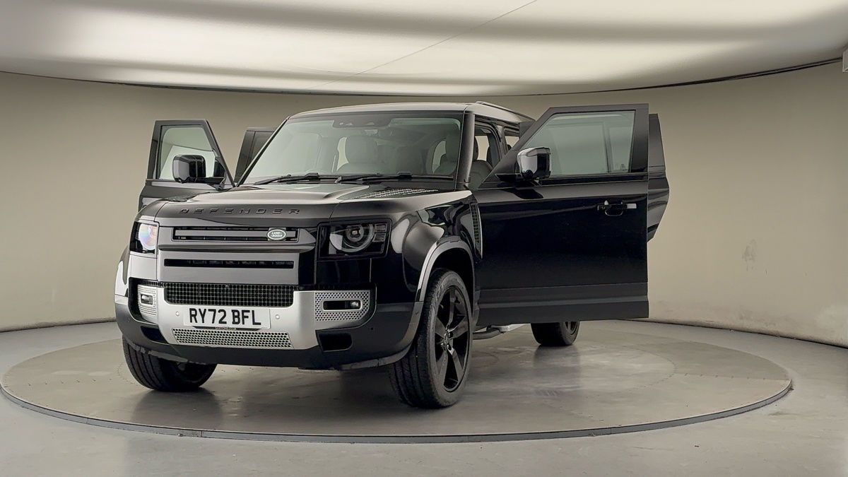 Used Land Rover Defender 110 2023 for sale - 77118326: Photo 50