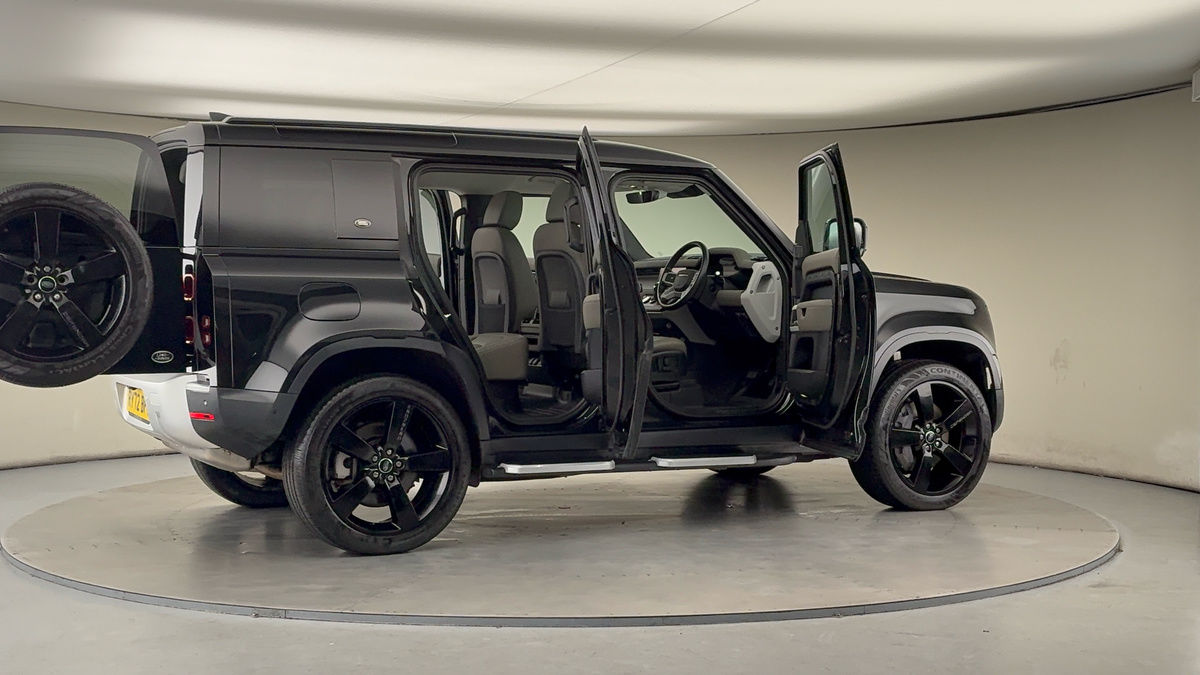 Used Land Rover Defender 110 2023 for sale - 77118326: Photo 57