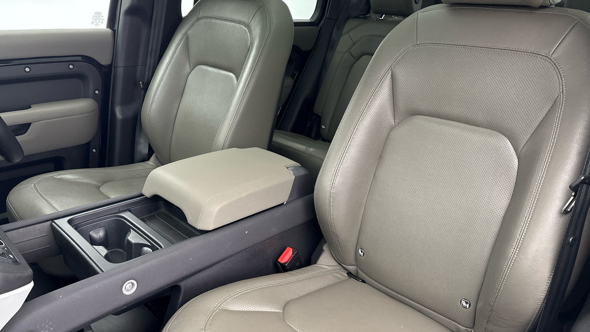 Used Land Rover Defender 110 2023 for sale - 77118326: Photo 7