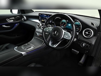 Used Mercedes-Benz GLC 2022 for sale - 75207469: Photo