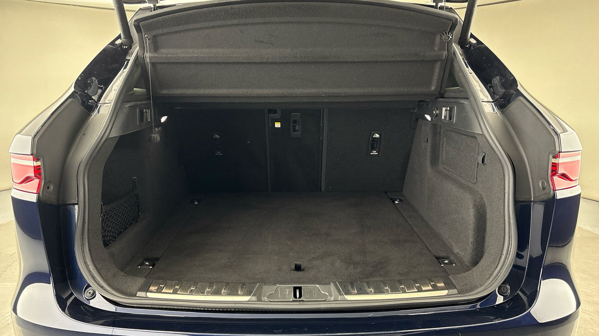 Used Jaguar F-Pace 2021 for sale - 76334500: Photo 11