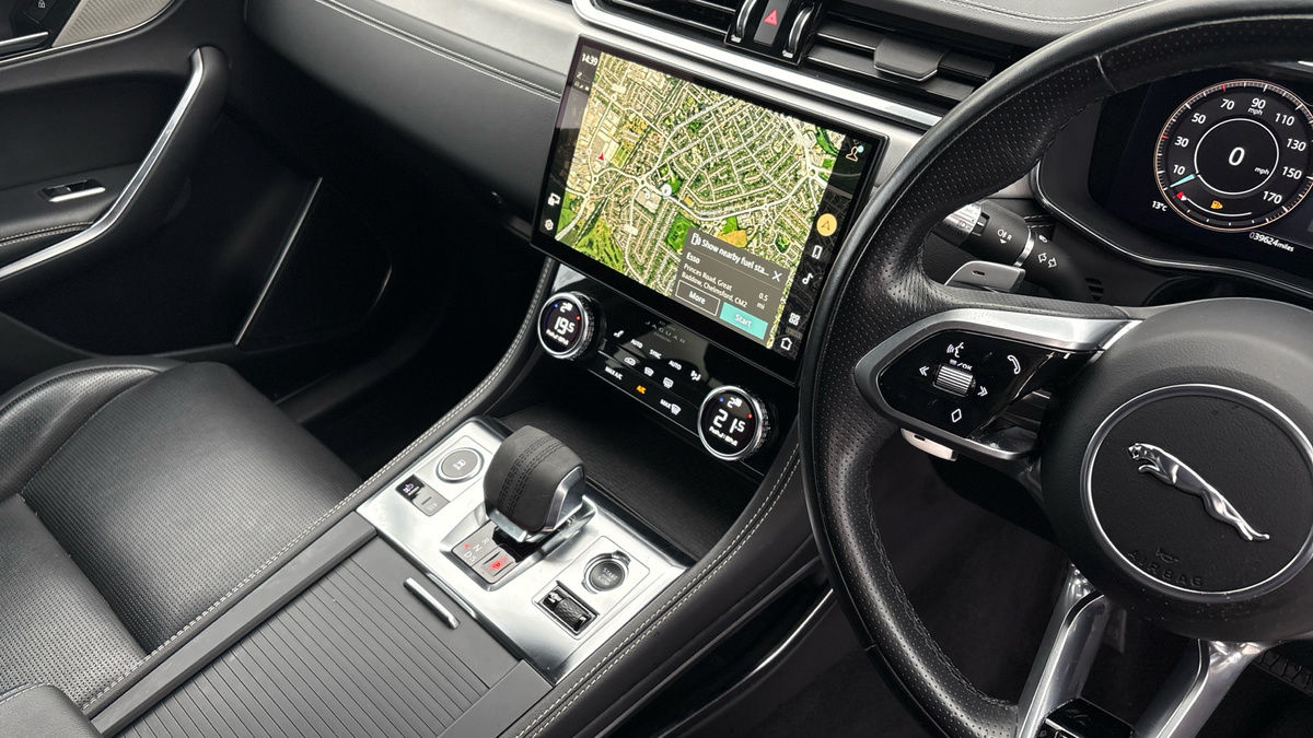 Used Jaguar F-Pace 2021 for sale - 76334500: Photo 18