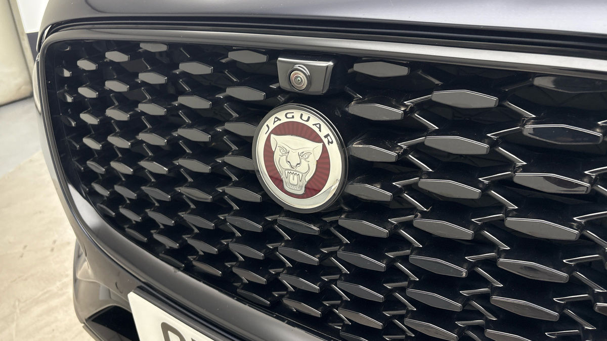 Used Jaguar F-Pace 2021 for sale - 76334500: Photo 24