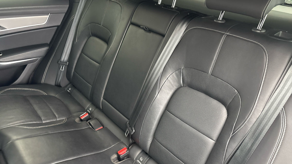 Used Jaguar F-Pace 2021 for sale - 76334500: Photo 8