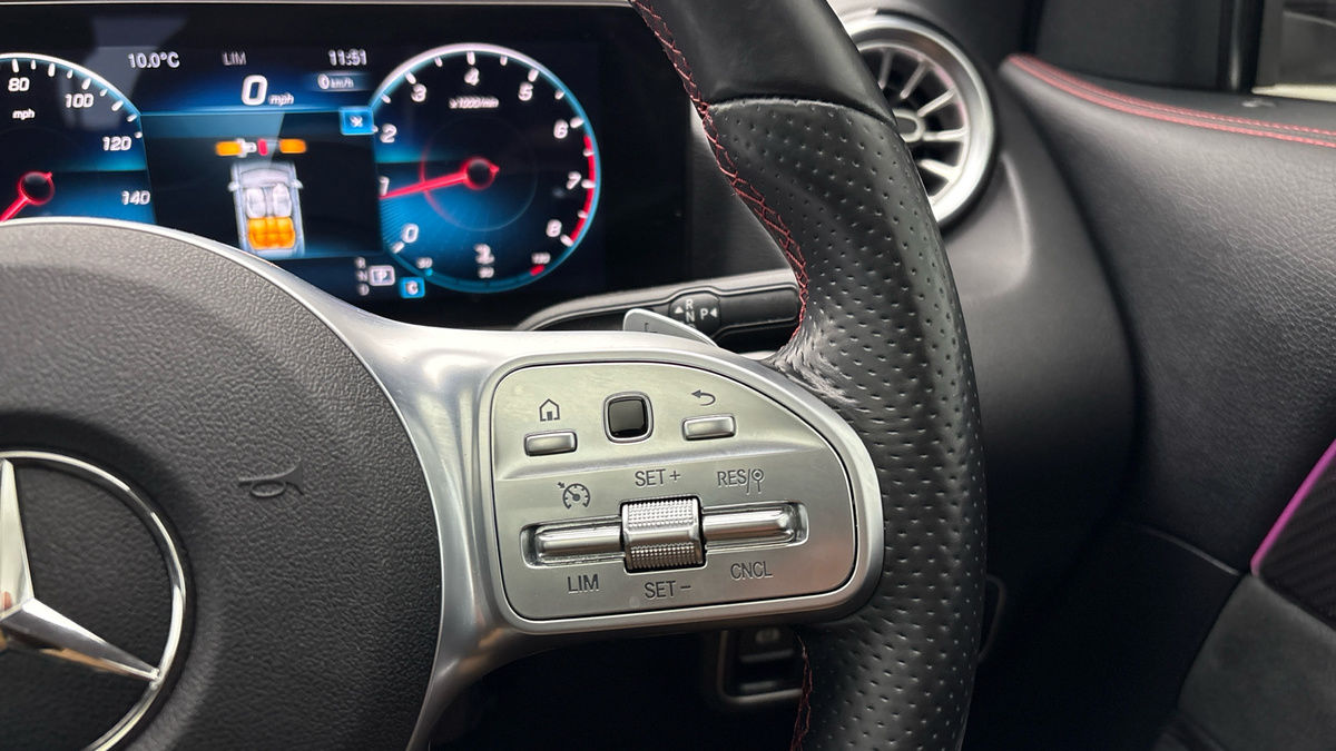 Used Mercedes-Benz GLA 2021 for sale - 77140425: Photo 14