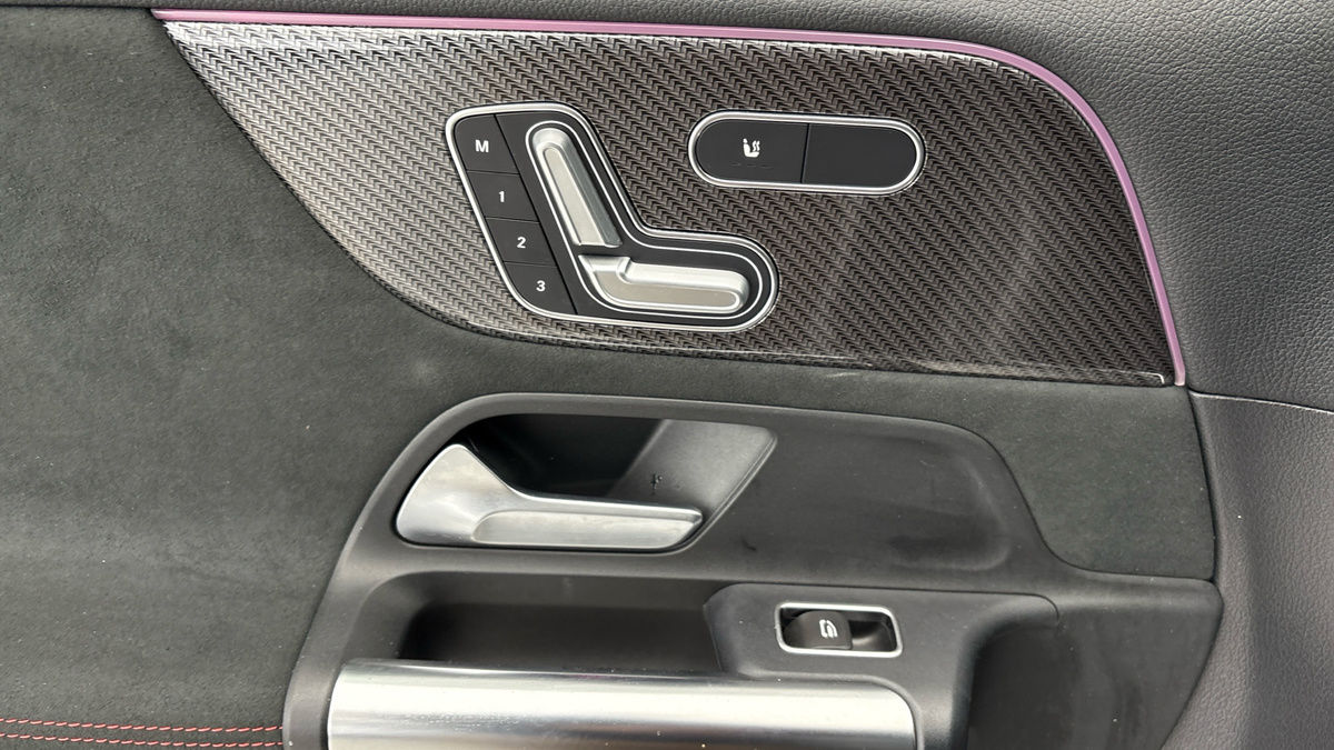 Used Mercedes-Benz GLA 2021 for sale - 77140425: Photo 19