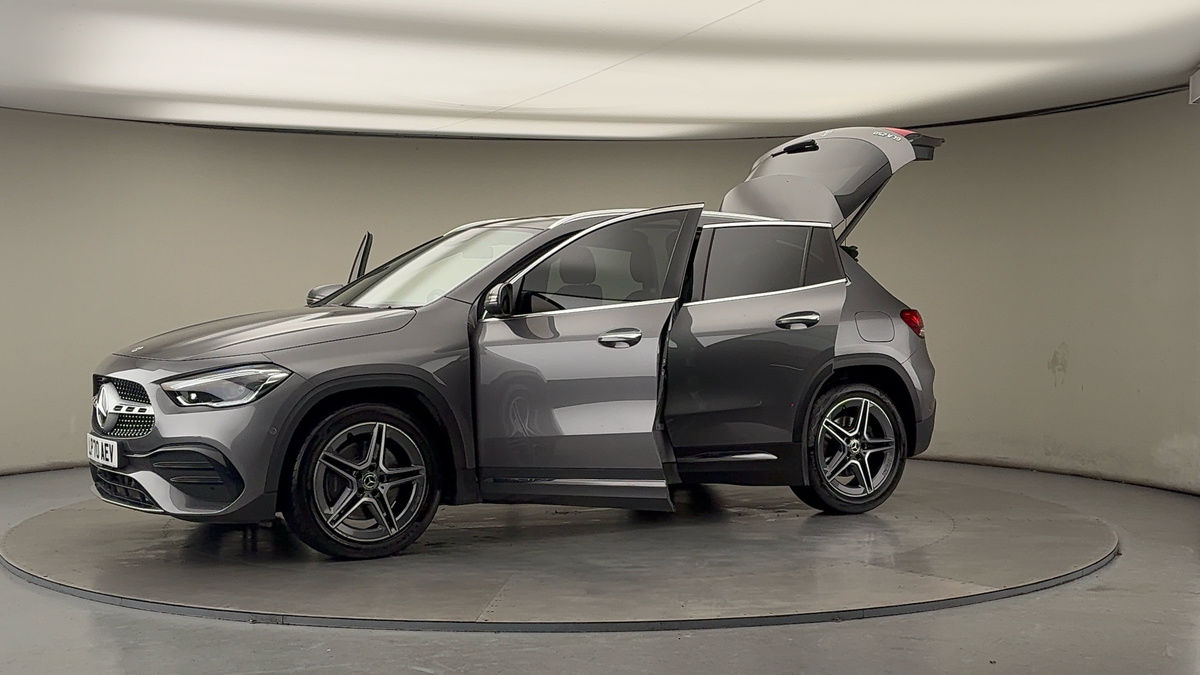 Used Mercedes-Benz GLA 2021 for sale - 77140425: Photo 48