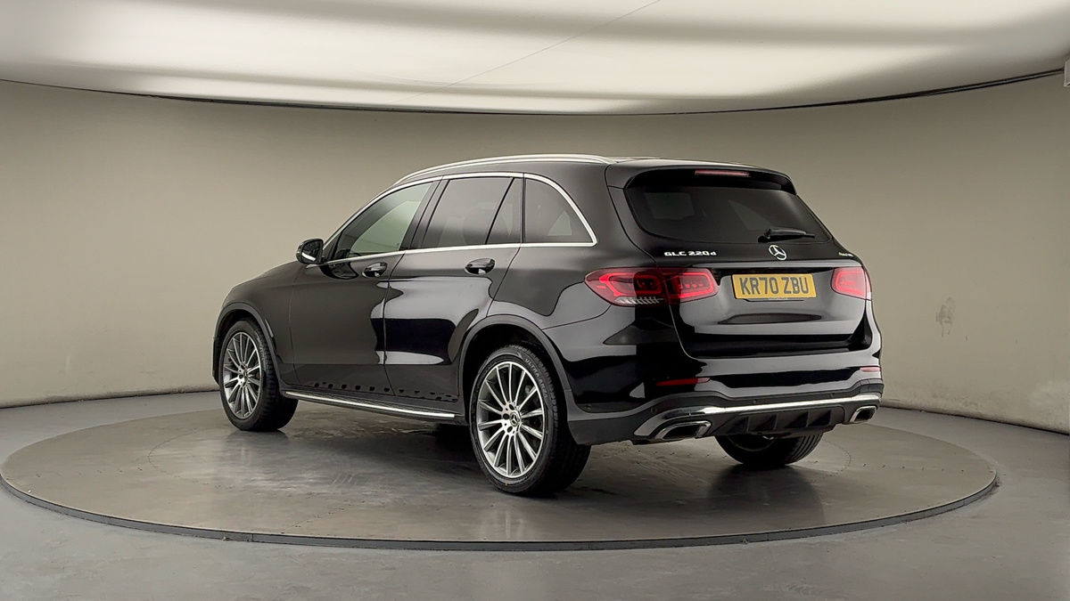 Used Mercedes-Benz GLC 2020 for sale - 76655670: Photo 2