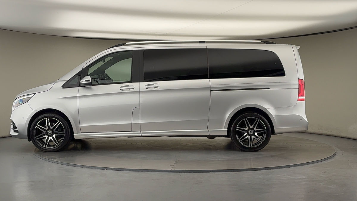 Used Mercedes-Benz V-Class 2023 for sale - 78213266: Photo 27