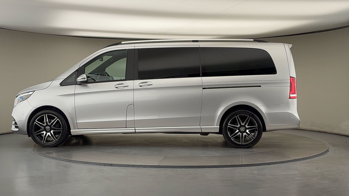 Used Mercedes-Benz V-Class 2023 for sale - 78213266: Photo 39