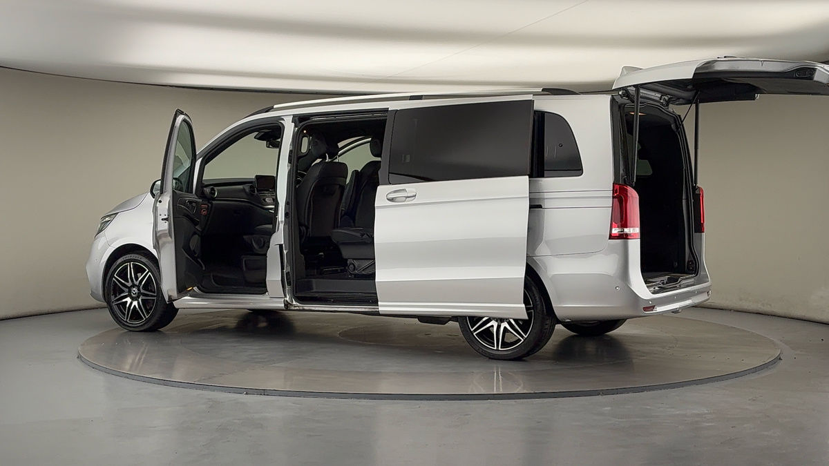 Used Mercedes-Benz V-Class 2023 for sale - 78213266: Photo 57