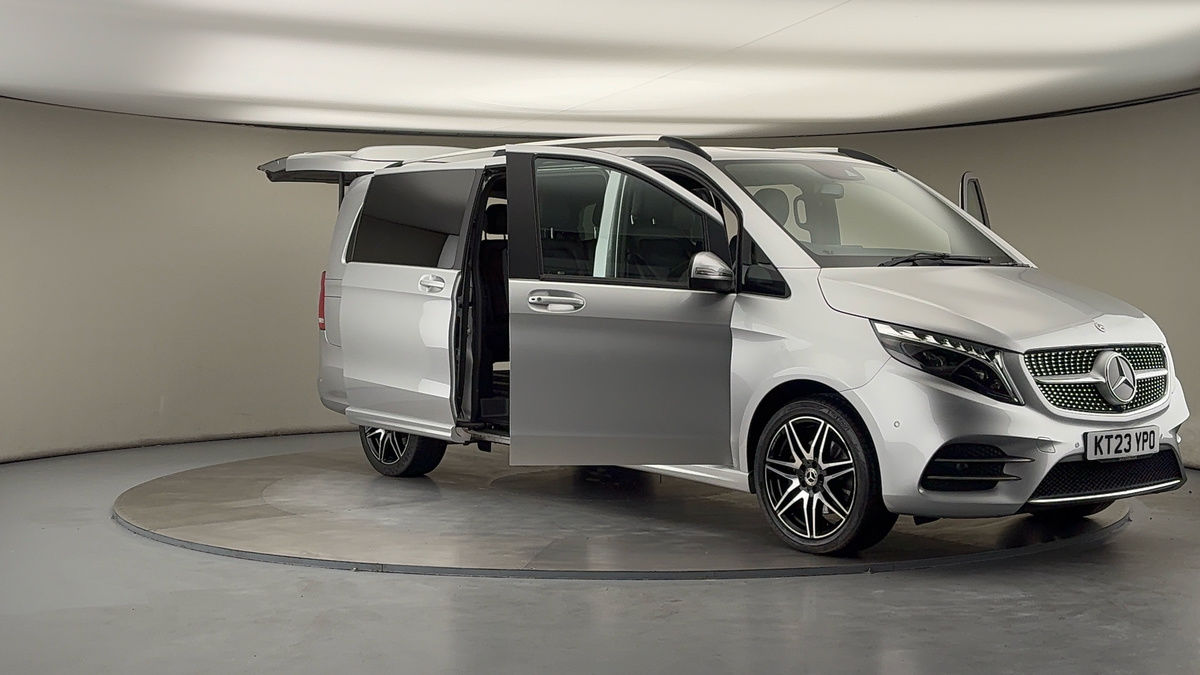 Used Mercedes-Benz V-Class 2023 for sale - 78213266: Photo 65