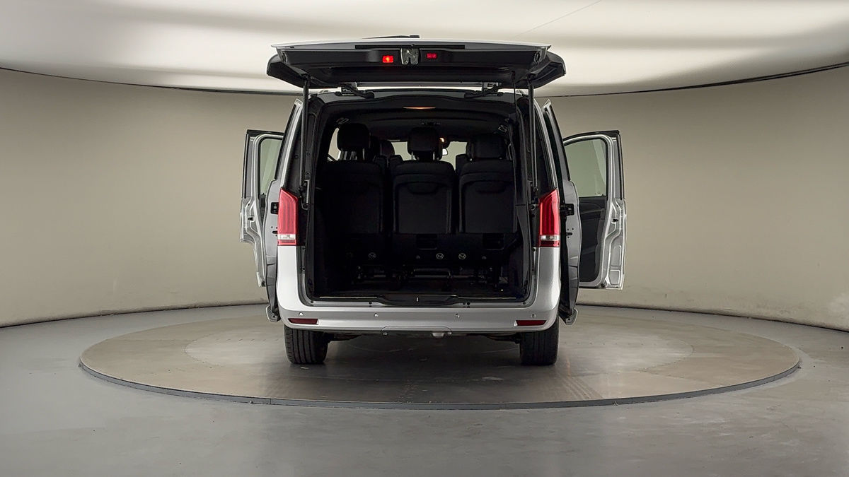 Used Mercedes-Benz V-Class 2023 for sale - 78213266: Photo 72