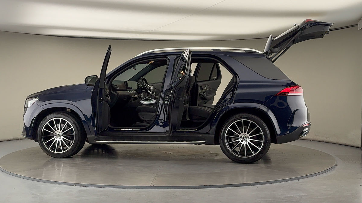 Used Mercedes-Benz GLE 2022 for sale - 75987102: Photo 48