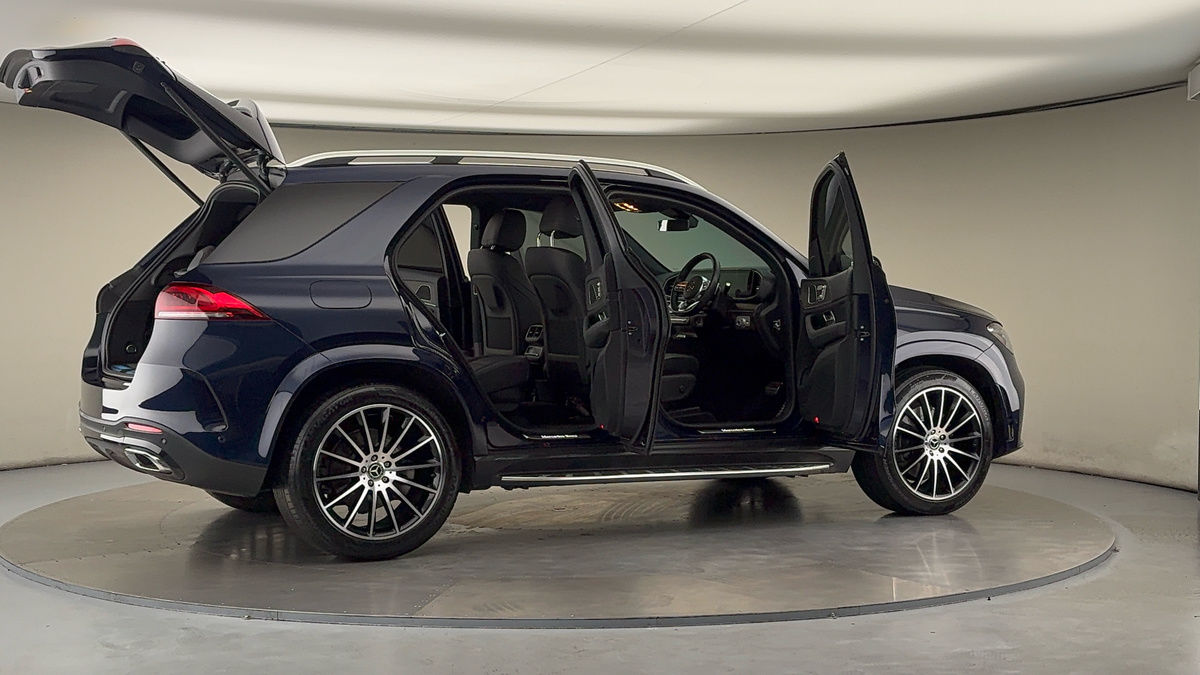 Used Mercedes-Benz GLE 2022 for sale - 75987102: Photo 59