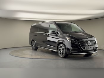 Used Mercedes-Benz V-Class 2025 for sale - 78300126: Photo