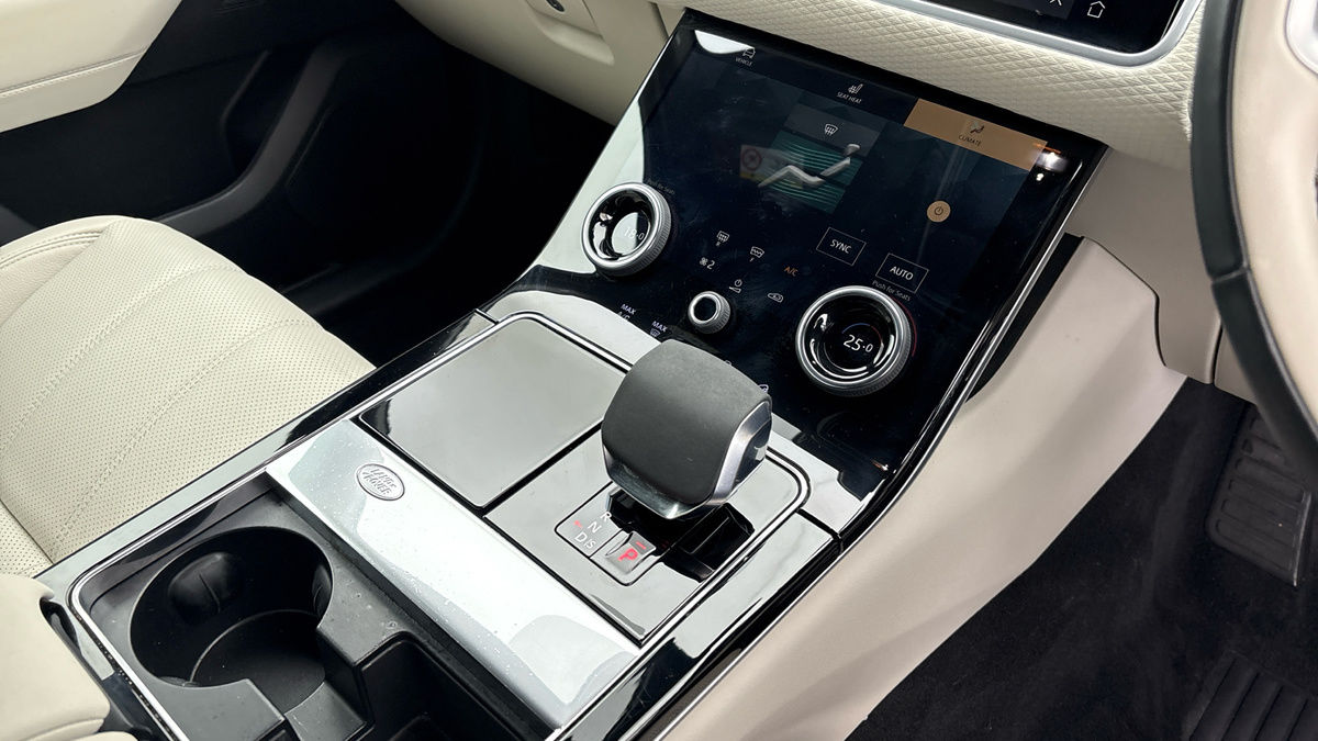 Used Land Rover Range Rover Velar 2022 for sale - 76712263: Photo 18