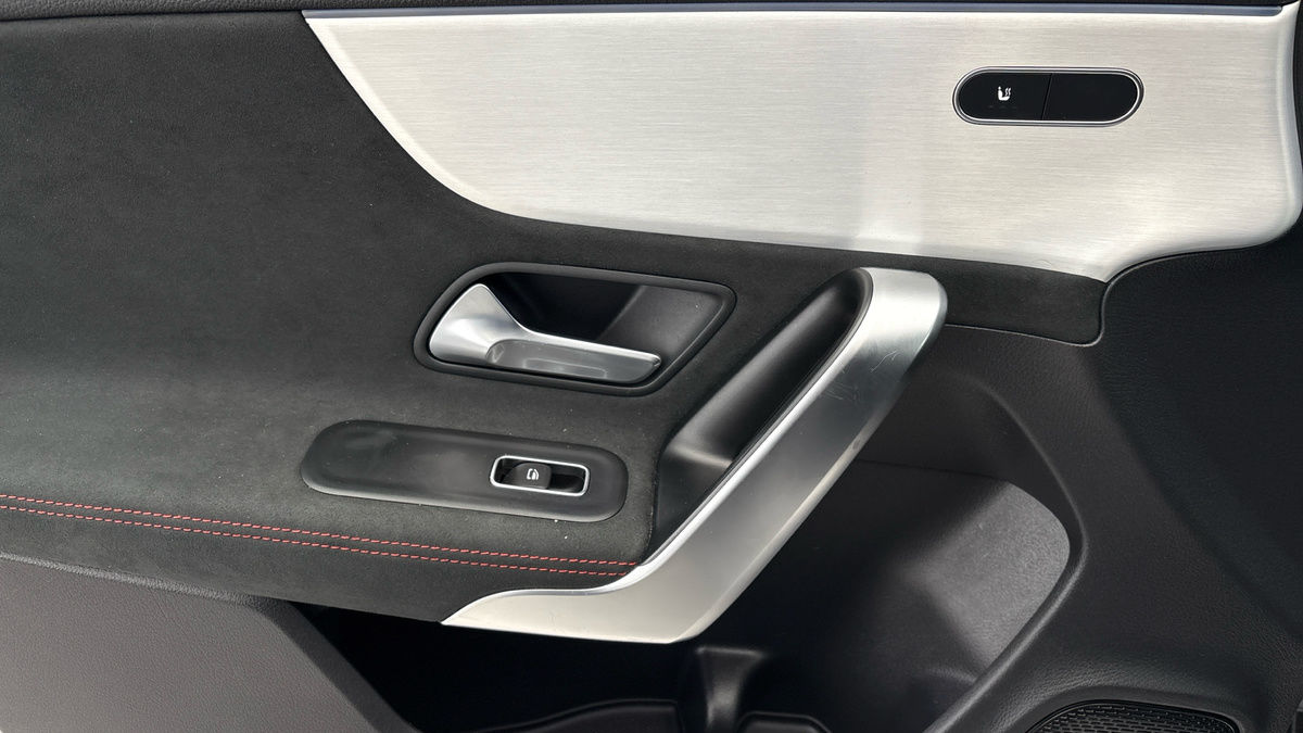 Used Mercedes-Benz CLA 2023 for sale - 76974091: Photo 19