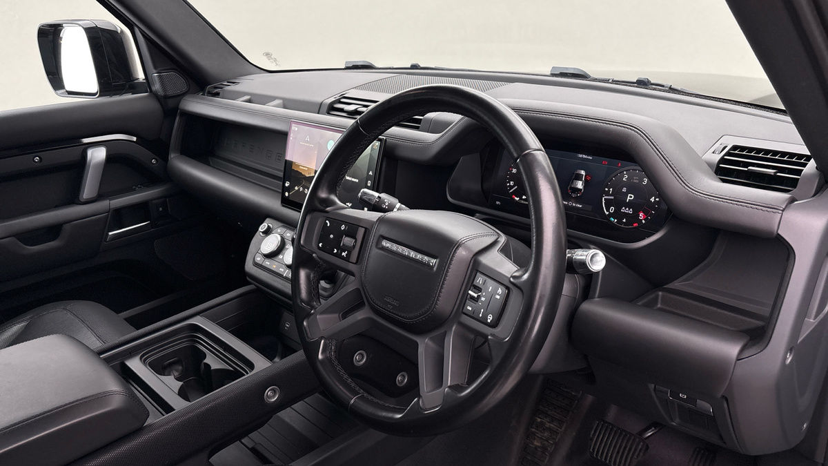 Used Land Rover Defender 110 2021 for sale - 76570848: Photo 5