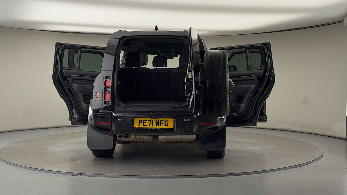 Used Land Rover Defender 110 2021 for sale - 76570848: Photo 60