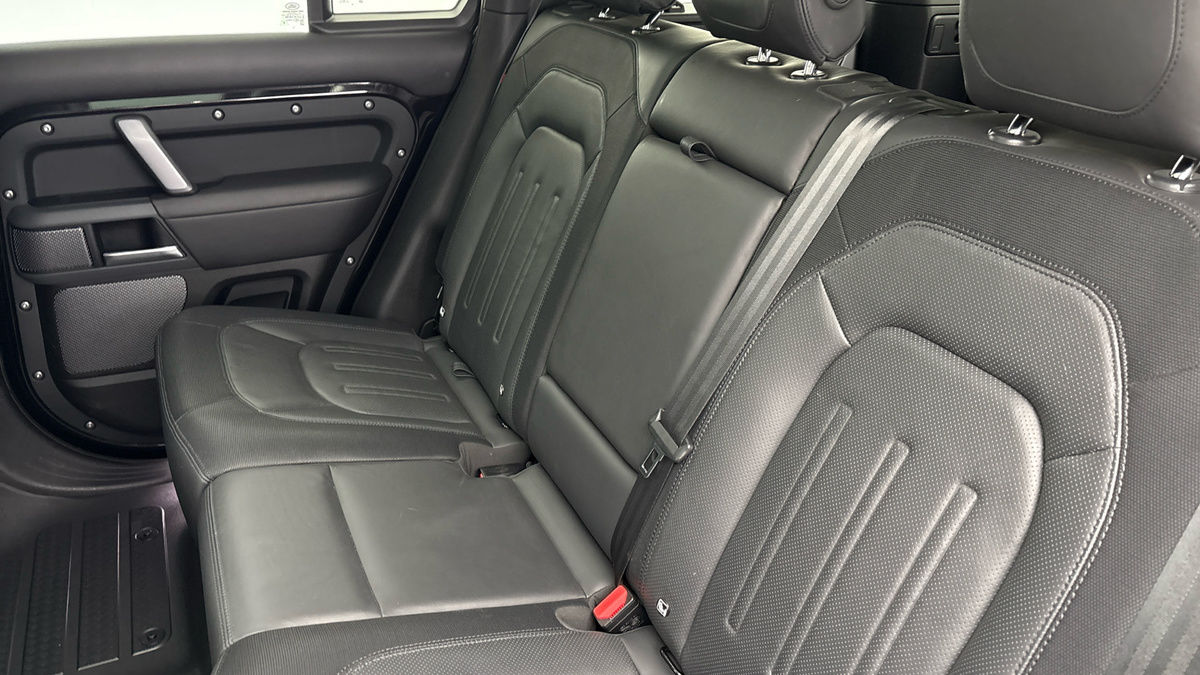 Used Land Rover Defender 110 2021 for sale - 76570848: Photo 8