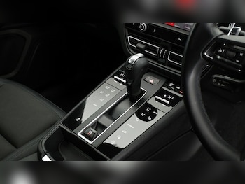 Used Porsche Macan 2022 for sale - 75384910: Photo