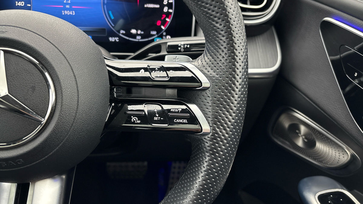 Used Mercedes-Benz GLC 2023 for sale - 77370429: Photo 14