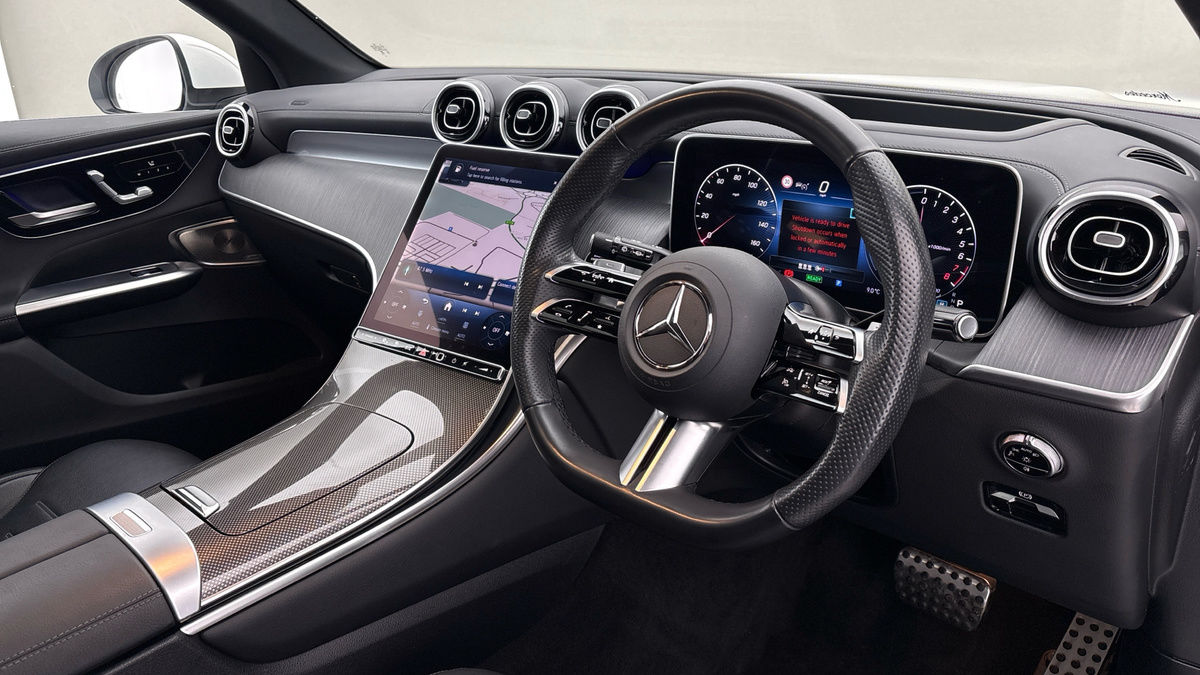 Used Mercedes-Benz GLC 2023 for sale - 77370429: Photo 5