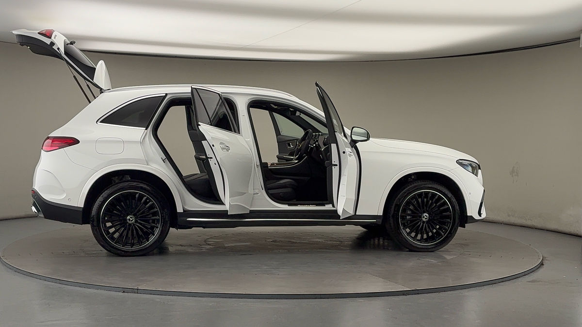 Used Mercedes-Benz GLC 2023 for sale - 77370429: Photo 57