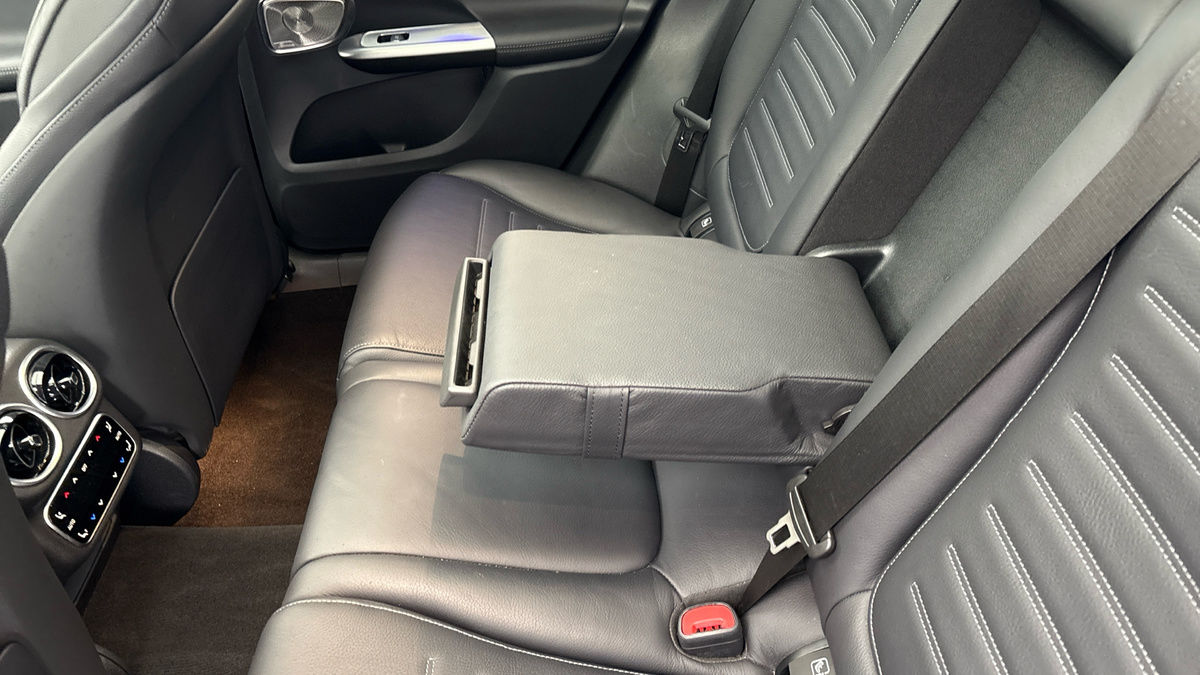 Used Mercedes-Benz GLC 2023 for sale - 77370429: Photo 9