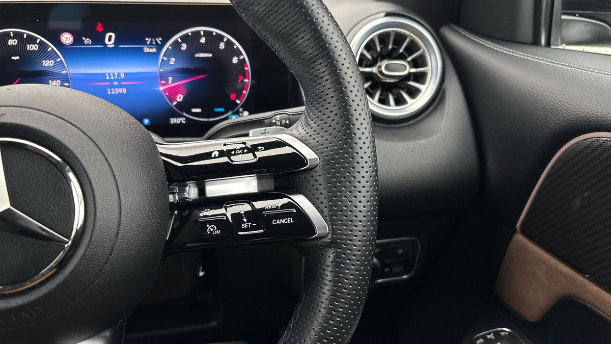 Used Mercedes-Benz GLB 2025 for sale - 76304612: Photo 14