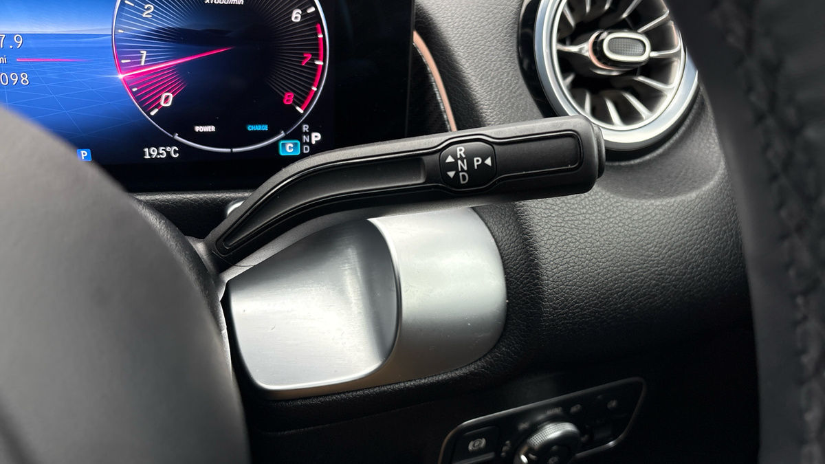 Used Mercedes-Benz GLB 2025 for sale - 76304612: Photo 6