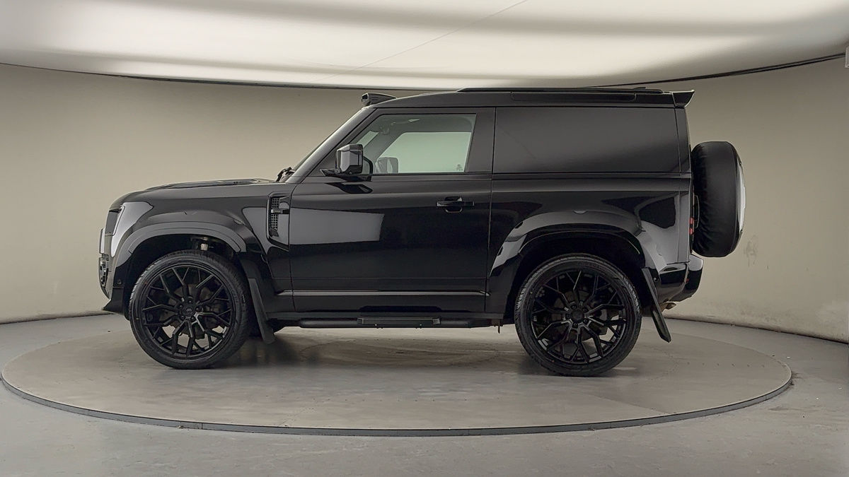 Used Land Rover Defender 2023 for sale - 77395042: Photo 28