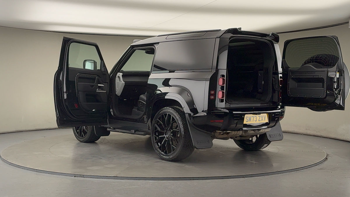 Used Land Rover Defender 2023 for sale - 77395042: Photo 44