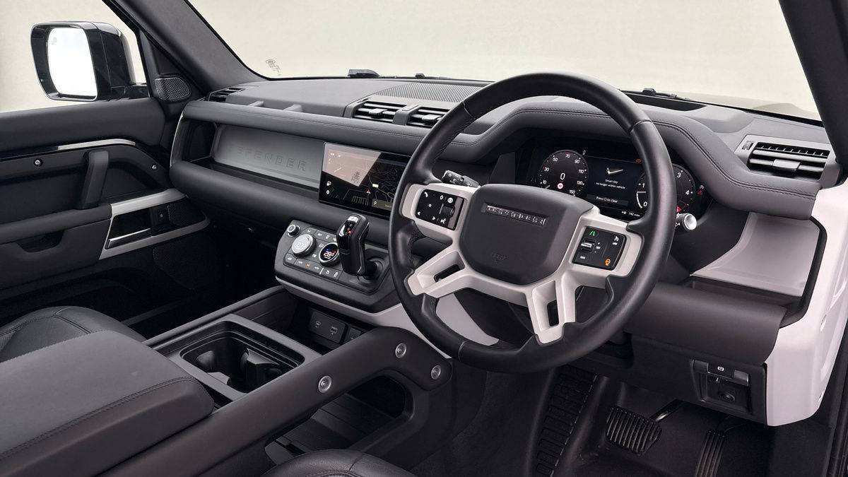 Used Land Rover Defender 2023 for sale - 77395042: Photo 5