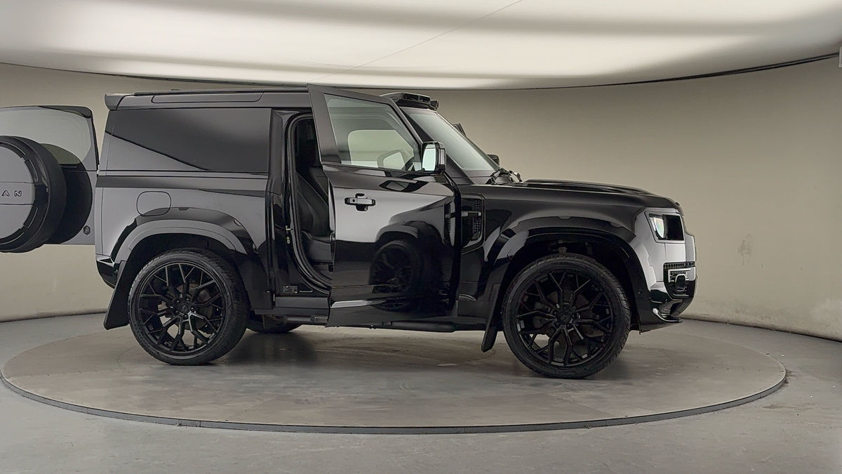 Used Land Rover Defender 2023 for sale - 77395042: Photo 56