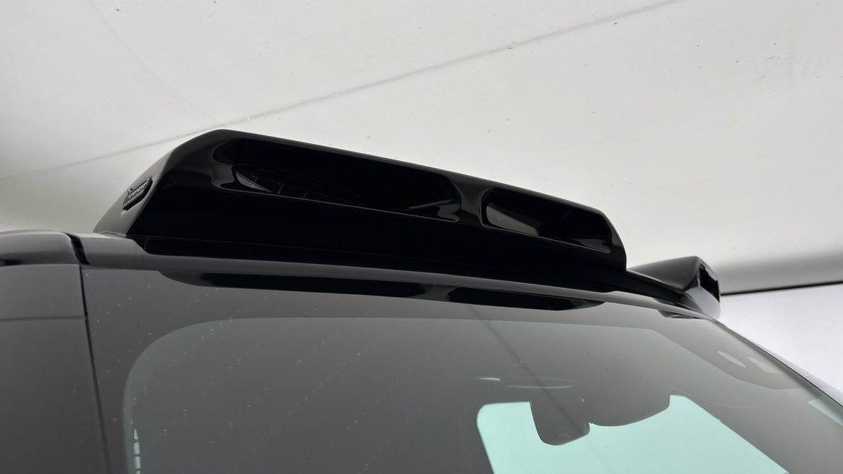 Used Land Rover Defender 2023 for sale - 77395042: Photo 8