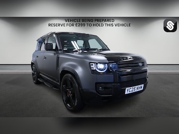 Used Land Rover Defender 110 2025 for sale - 77766112: Photo