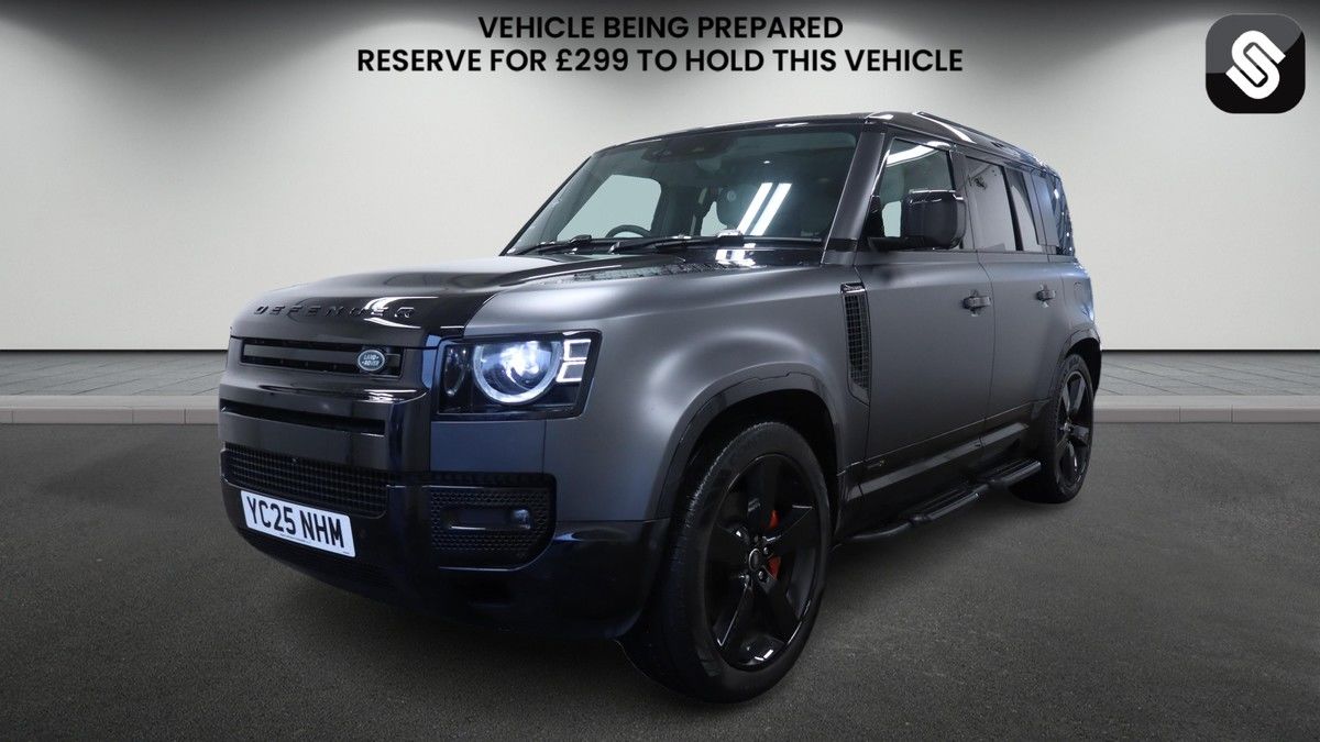 Used Land Rover Defender 110 2025 for sale - 77766112: Photo 2